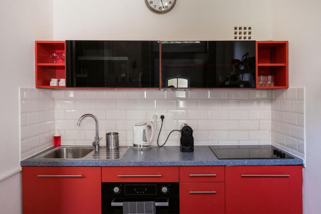 בודפשט Trendy Apartment At The Hippest Location מראה חיצוני תמונה